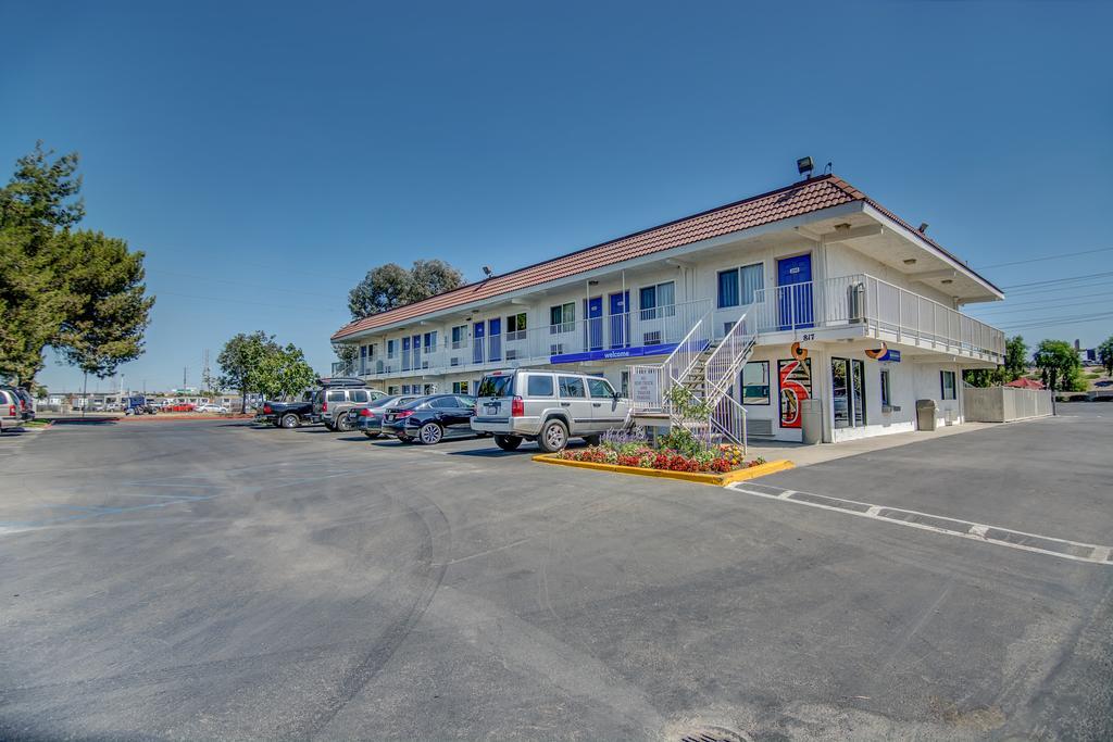 Motel 6-Stockton, Ca - Charter Way West Dış mekan fotoğraf
